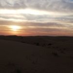 Západ slunce v poušti, poušť Dubaj, poušť v Dubaji, dubajská poušť